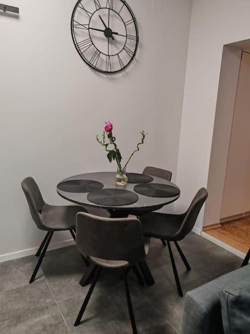 Britstreet Apartment Загреб Екстер'єр фото